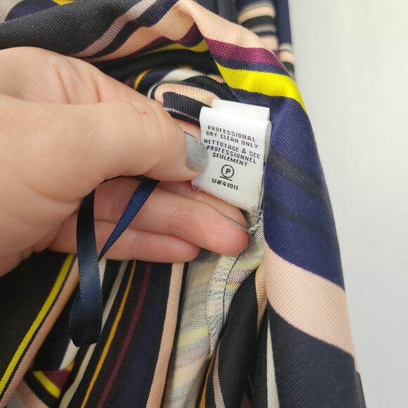 DVF Diane Von Furstenberg Mini Dress Size 8 Silk Retro Preppy - Picture 9 of 11